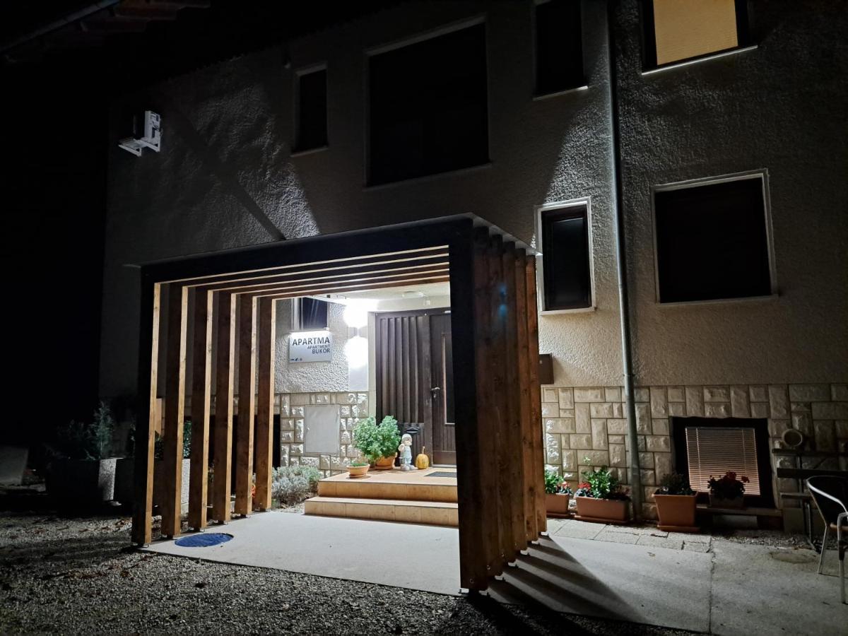 Apartments Bukor With Seasonal Pool Lukovica pri Domzalah Exterior photo